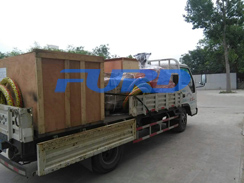 福瑞德機械小型灌縫機，手扶壓路機，灌縫膠及時發(fā)貨