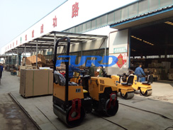 今日福瑞得微動(dòng)態(tài)--福瑞得機(jī)械小型壓路機(jī)發(fā)往北京、福建等地