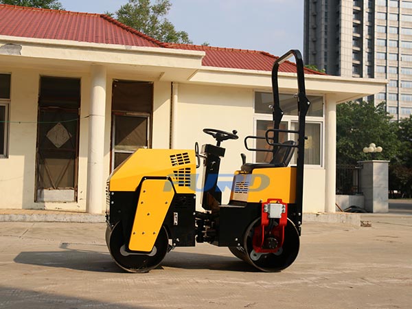關(guān)于小型壓路機變速箱的保養(yǎng)知識你知道多少？